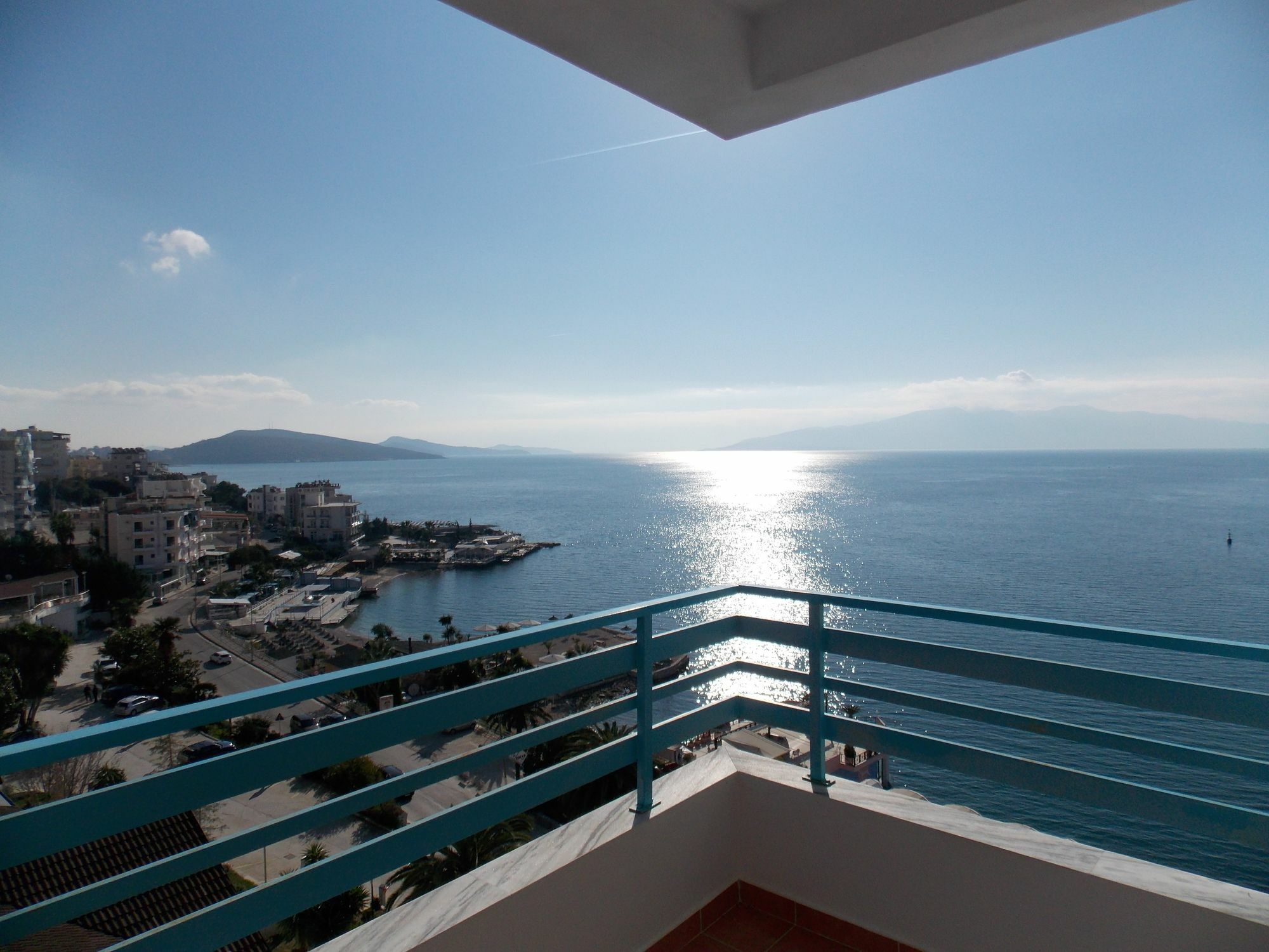 Hotel Serxho Sarande Exterior photo