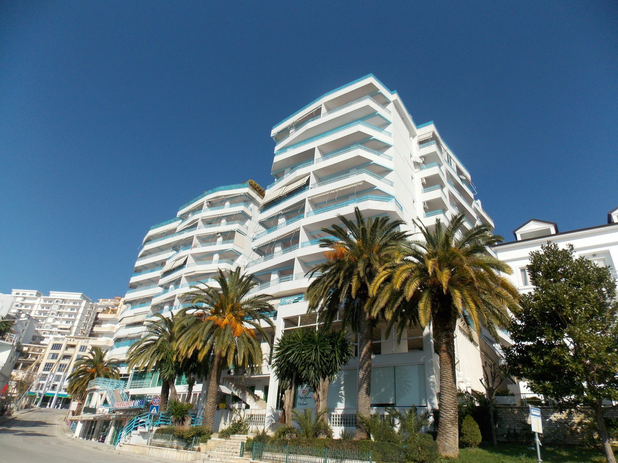 Hotel Serxho Sarande Exterior photo